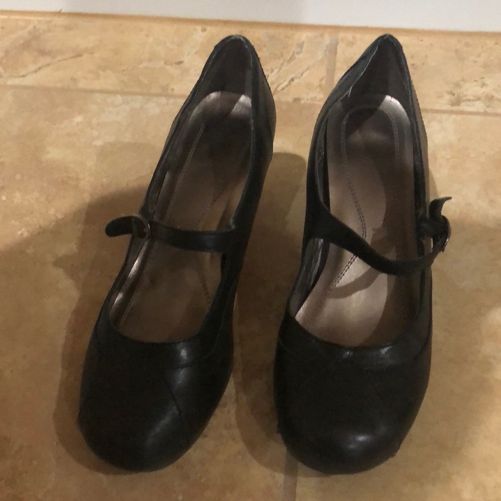 Naturalizer Mary Janes